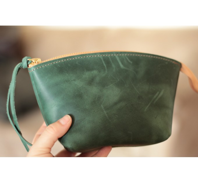 Chic Leather Cosmetic Bags 