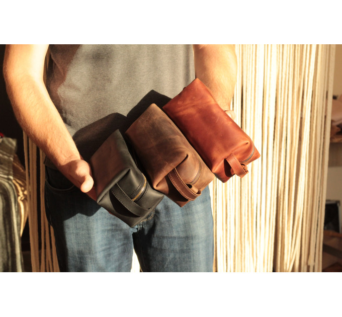 Leather Dopp Kits for Stylish Travelers