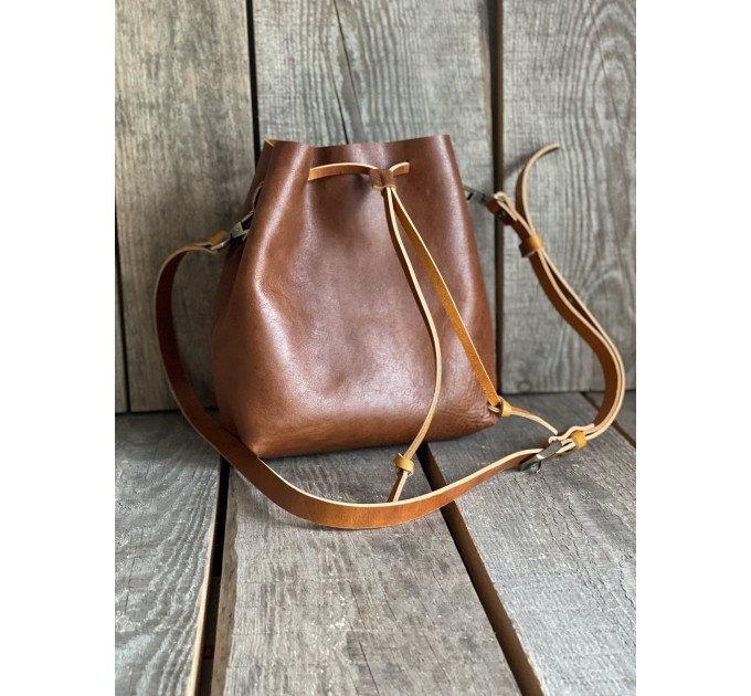 Leather Bucket Bags Effortless Elegance and Functionality